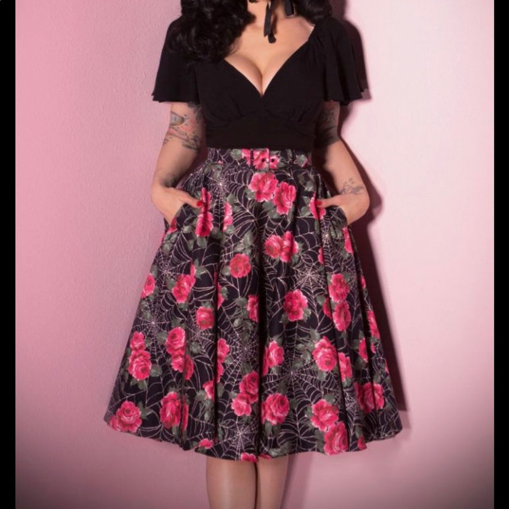 NWT Vixen by Micheline Pitt Circle Skirt in Pink Spider Web